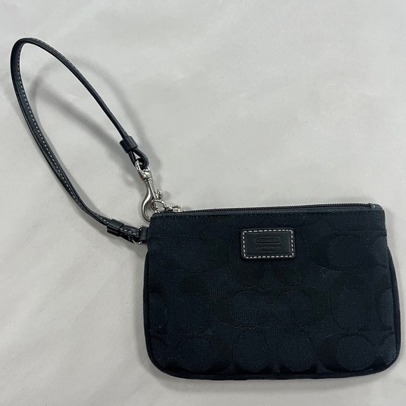 Coach Signature Jacquard Black Wristlet Wallet Purse - Picture 3 of 10
